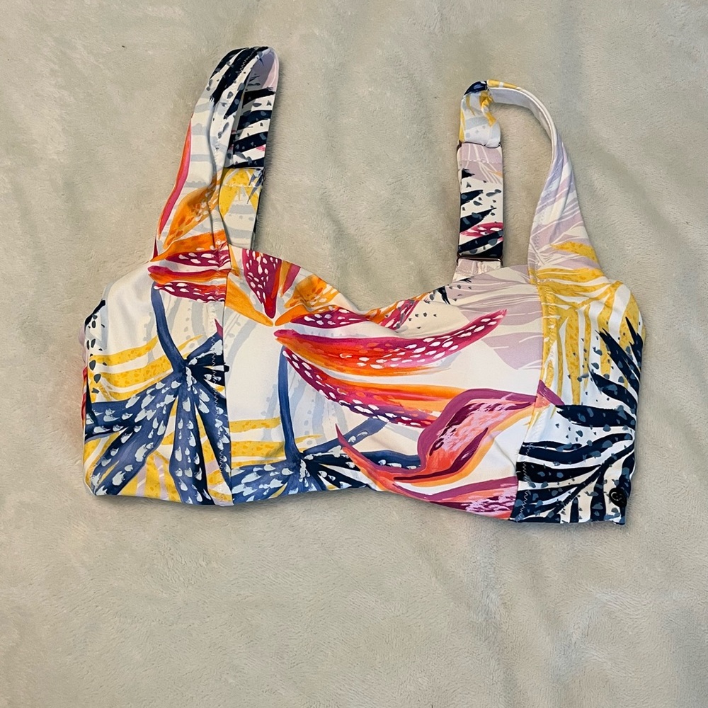Women’s bikini top